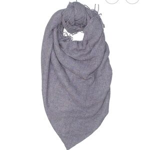 Scarf. Grey, one size